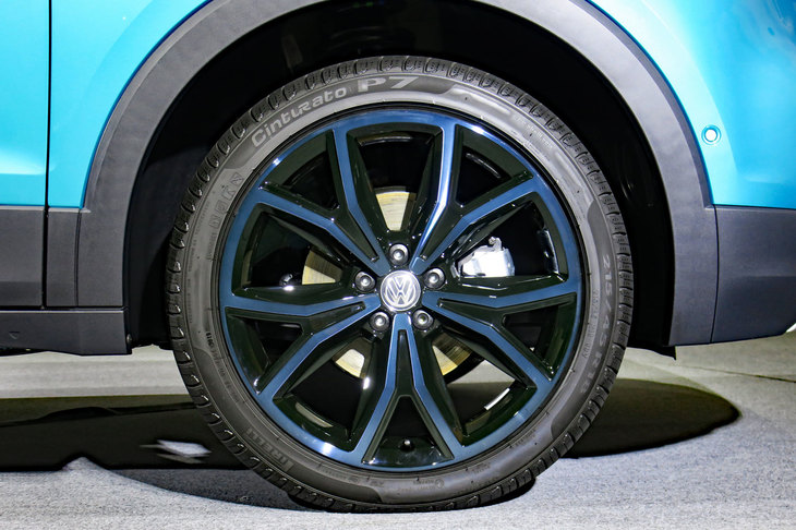 フォルクスワーゲンTクロスTSI 1stプラス（タイヤ＆ホイール）