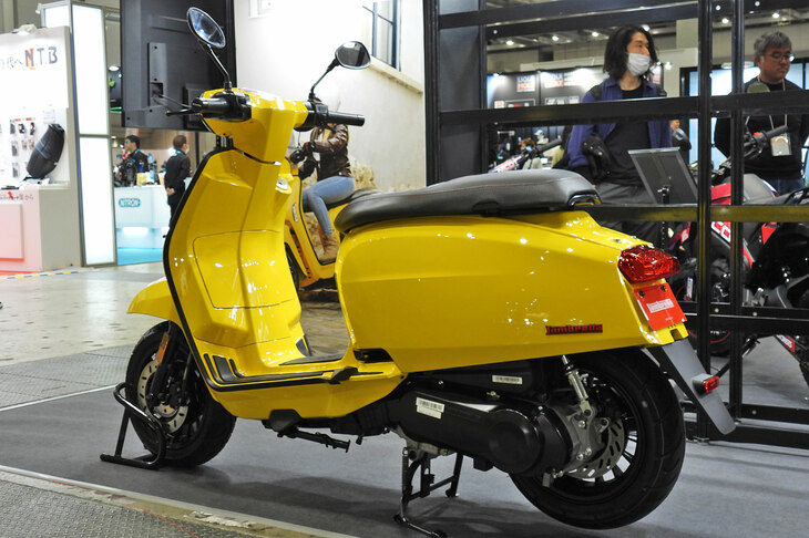 ランブレッタV125スペシャル