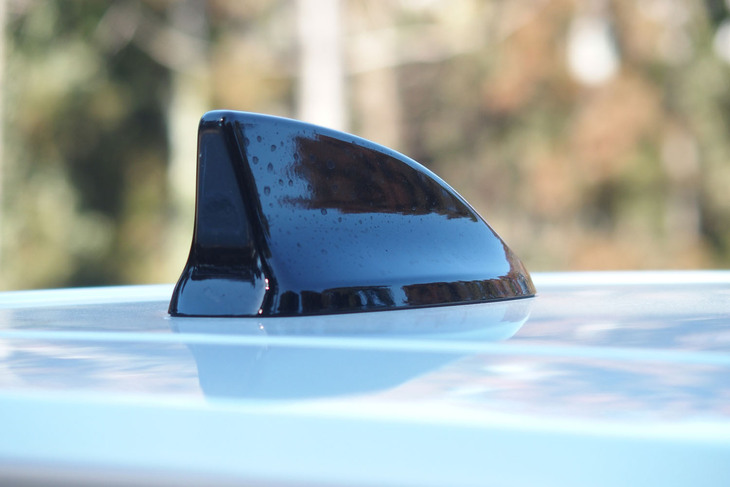 ホンダWR-V Zブラックスタイル（シャークフィンアンテナ）