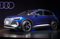 この日は、新型車「アウディQ4 e-tron」の実車も披露された。写真は欧州仕様の「Q4 40 e-tron Sライン」。