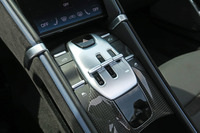 フェラーリが「ローマ スパイダー」を日本初公開　最新のオープンモデルが早くも日本上陸の画像