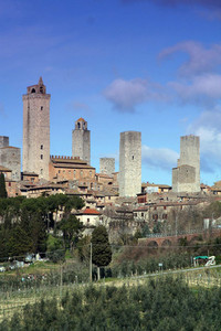 中世貴族にとって塔は権力の象徴だった。イタリア・シエナ県サン・ジミニャーノ。

