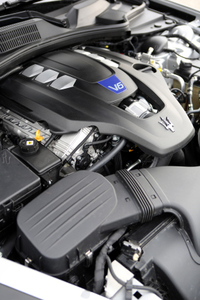 「マセラティ・クアトロポルテ」にV6モデル登場の画像