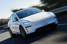 より軽く、より上質に。マイナーチェンジしたBEV「テスラ・モデルY」の進化を確かめた。