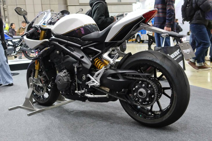 トライアンフ・スピードトリプル1200RR