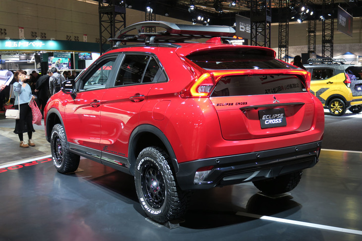 三菱エクリプス クロス 週末探検家仕様