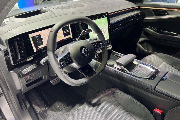 ルノー・オーストラルE-TECHフルハイブリッド