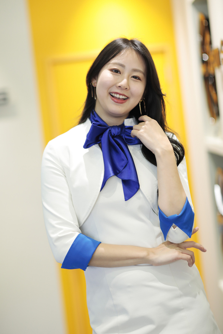 トピー実業ブースの古城優奈さん