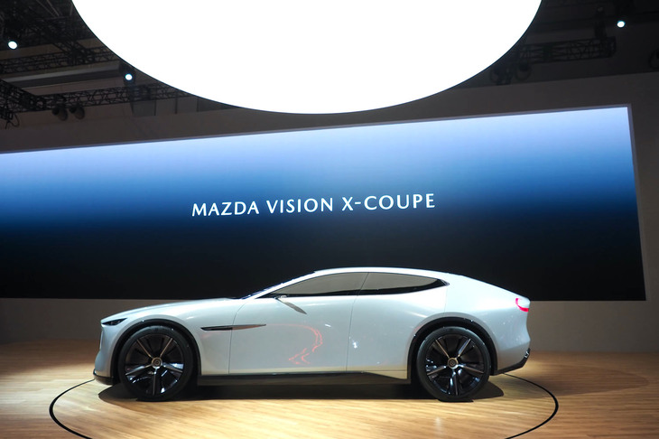 マツダ・ビジョンXクーペ