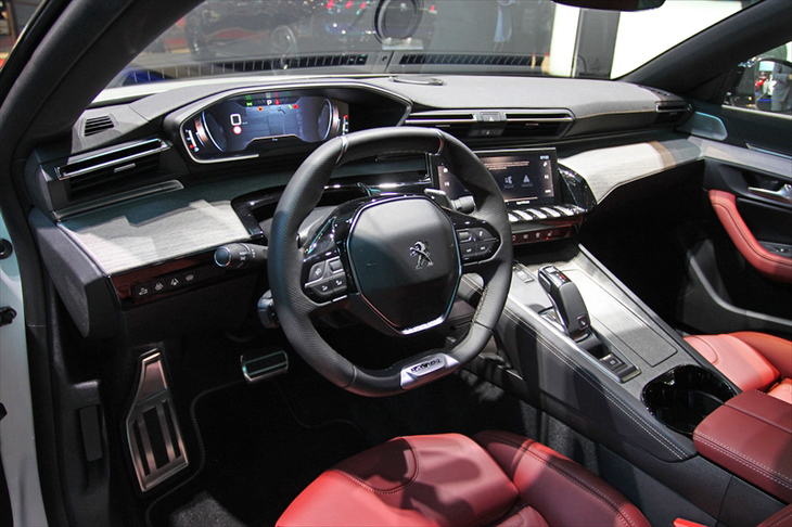 プジョー508 GTライン（インテリア）