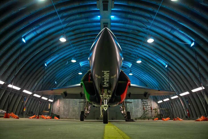 最高速度は1090km/hに達する。