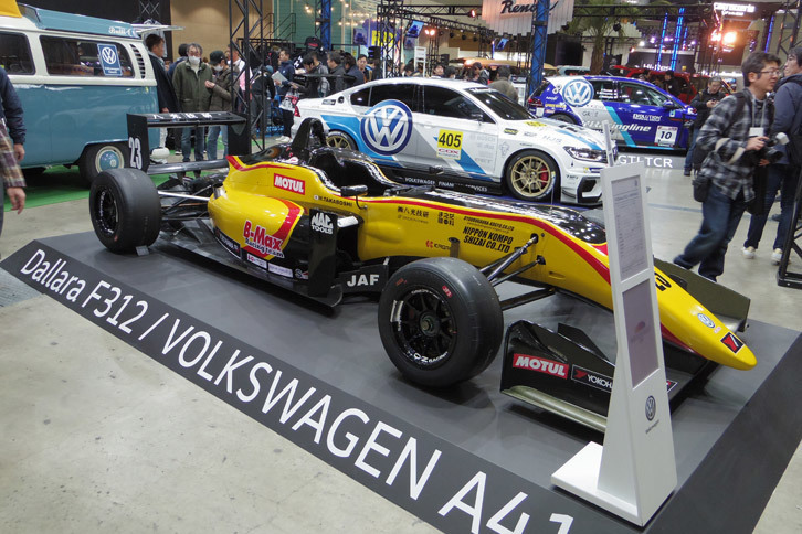 B-MAX RACING TEAM Dallara F312／VOLKSWAGEN A41 全日本F3選手権 2017年シリーズドライバーズチャンピオン獲得車両