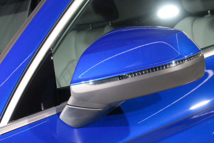 アウディQ5スポーツバック 1st edition（ドアミラーカバー）