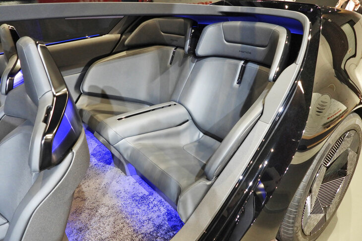 Honda 0 SALOON（サルーン）