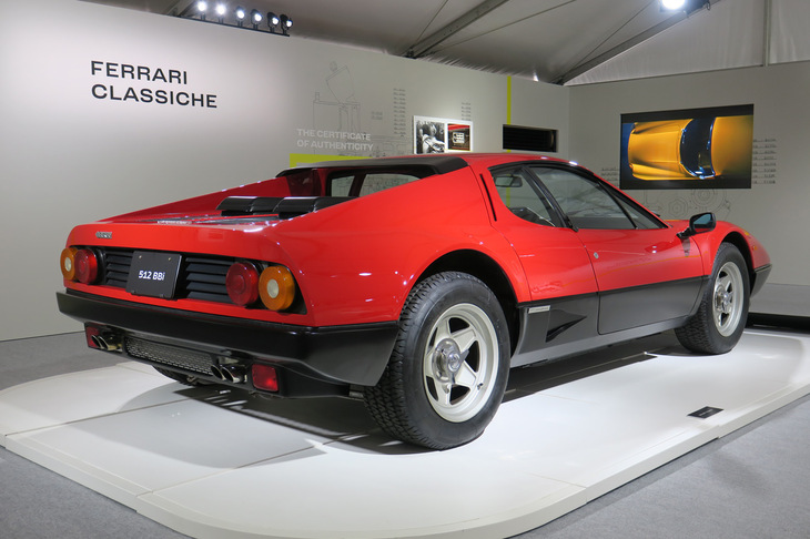 フェラーリ512BBi
