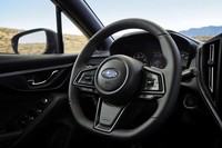 スバルが新型「WRX」を世界初公開　従来モデルから車両構造を全面刷新の画像