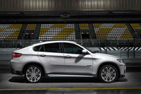 BMW、「X6」に豪華装備の特別仕様車