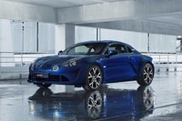 特別なブルーをまとう「アルピーヌA110」　30台限定で受注スタート