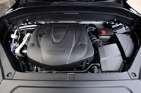 「ボルボXC90 D5」に搭載される2リッターのディーゼルターボエンジン。最高出力235ps、最大トルク480Nmを発生する。