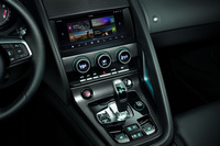 ジャガーが「Fタイプ」のコネクテッド機能を強化 15台の限定モデルもの画像