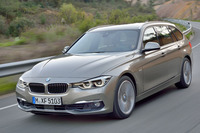 「BMW 318iツーリング」