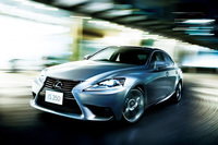 「レクサスIS350“バージョンL”」