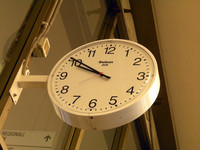 イタリアで、鉄道の時計は、夏・冬時間の調整がきちんとなされている場合が多い。