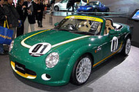 
	グリーンがレトロな雰囲気を醸し出している「ロードスター・サーキットトライアル」
	 