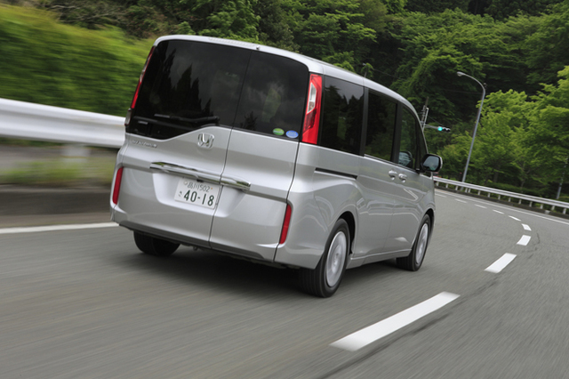ホンダ ステップワゴン スパーダ クールスピリット Ff Cvt ステップワゴンg Ff Cvt 試乗記 ミニバンってすばらしい Webcg