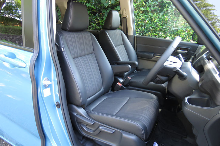 ホンダ・フリードハイブリッドEX（1列目シート）