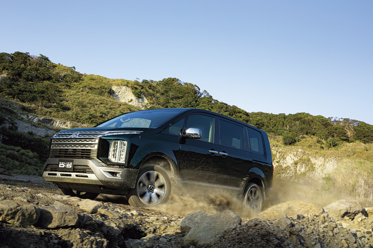 三菱デリカD：5