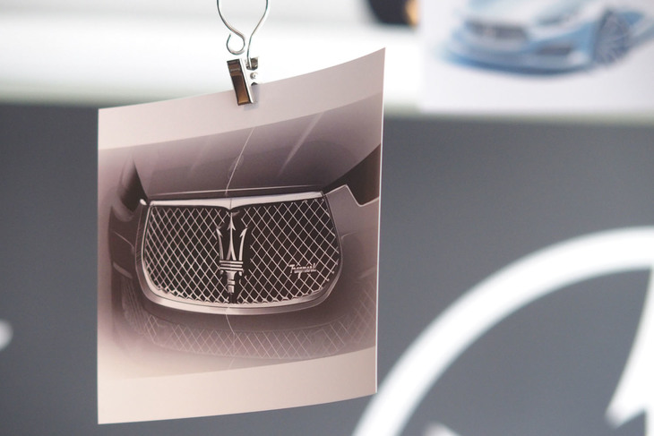 「マセラティ・ギブリ オペラネラ」発表会場の様子。