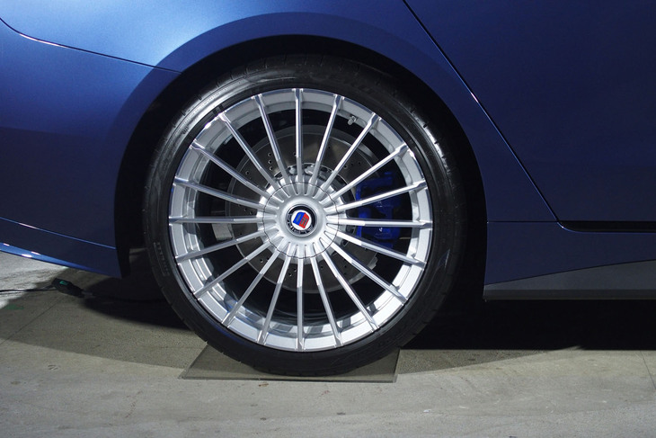 BMWアルピナB4グランクーペ（リアホイール）