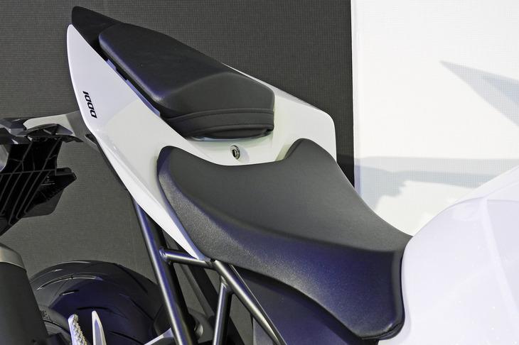 ホンダCB1000ホーネット