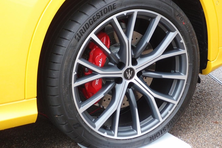 マセラティ・グレカーレ（フロントホイール）