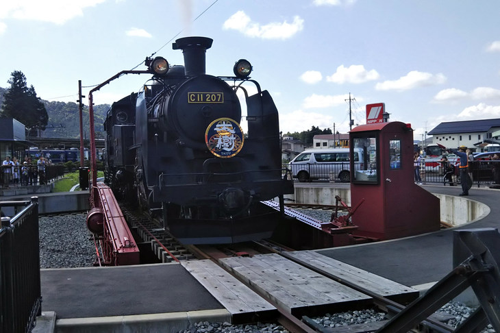 「バイパー」を受け取るとそのまま栃木へ。高校時代の悪友とともに鬼怒川を満喫。魂の洗濯をさせていただきました。