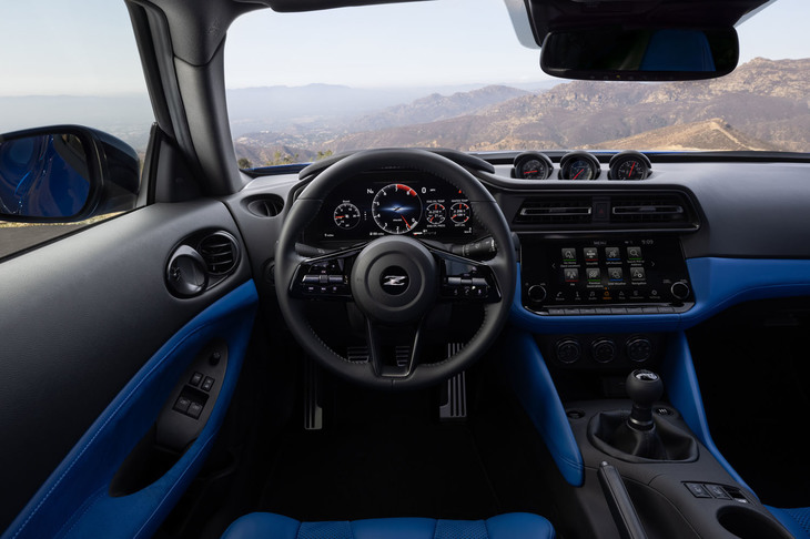 日産Zパフォーマンス（インストゥルメントパネルまわり）