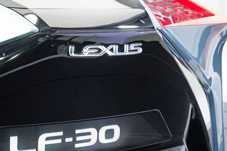 レクサスLF-30エレクトリファイド