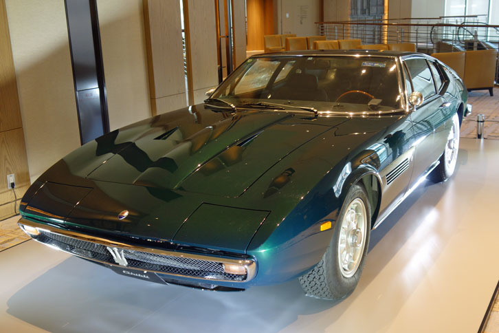 会場には1967年に生産された初代「マセラティ・ギブリ」も展示された。