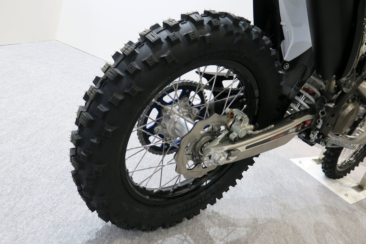 ハスクバーナTE300iロックスターエディション