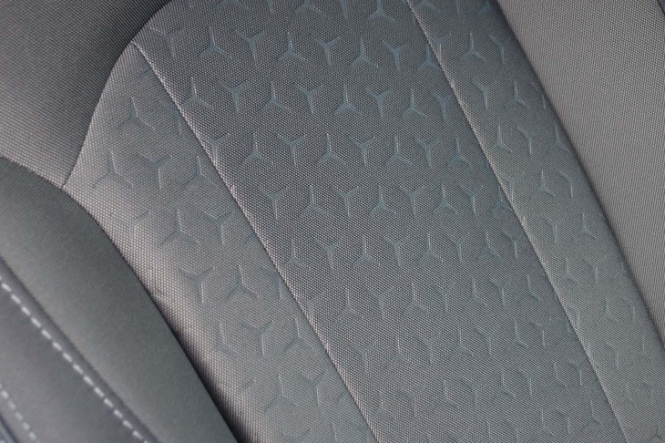 スバル・クロストレック（フロントシート）