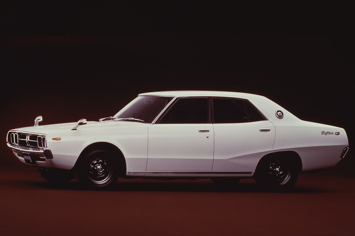 通称“ケンメリ”こと4代目「スカイライン」。