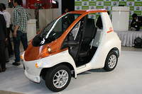 トヨタ車体、超小型EV「コムス」を発売