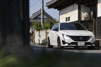 駆動用リチウムイオンバッテリーの容量は12.4kWh。WLTCモードによるEV走行換算距離は69km。