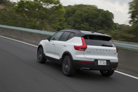 今回の試乗では、高速道路を中心に約300kmを走行。燃費は満タン法、ドライブコンピューターともに9.1km/リッターを記録した。