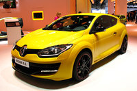 「ルノー・メガーヌ」シリーズがフェイスリフトを受けた。写真は「メガーヌ ルノースポール」。