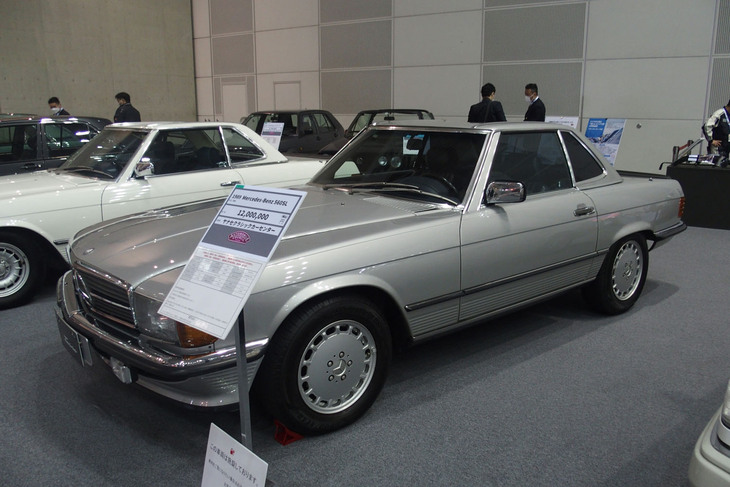 メルセデス・ベンツ560SL（1989年）／ヤナセクラシックカーセンター