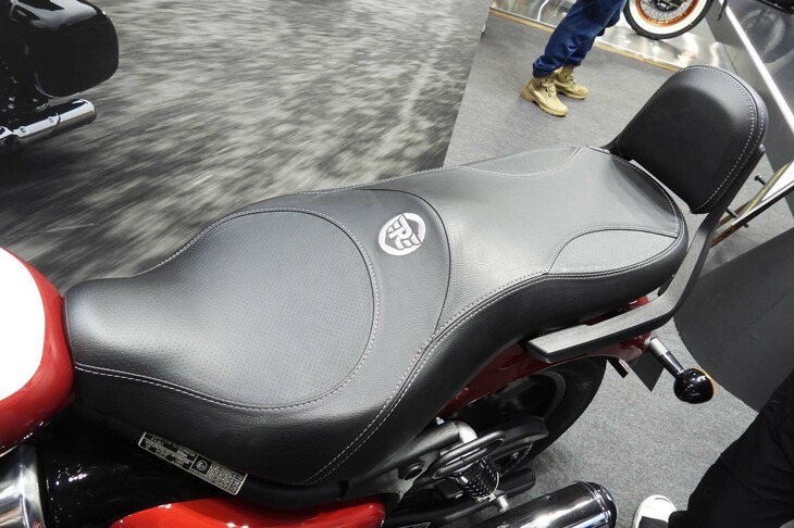 ロイヤルエンフィールド・スーパーメテオ650