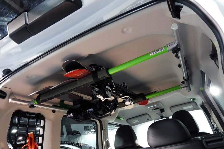 三菱デリカミニCHAMONIX SNOW GEAR（ベースバー）