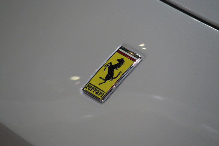 フェラーリGTC4ルッソ